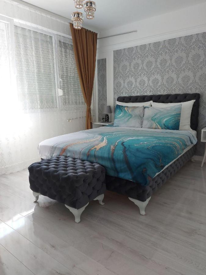 Apartman Star Lux Kula Ngoại thất bức ảnh